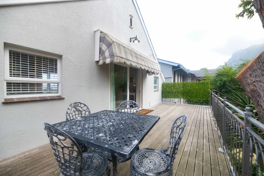 7 Bedroom Property for Sale in Voelklip Western Cape